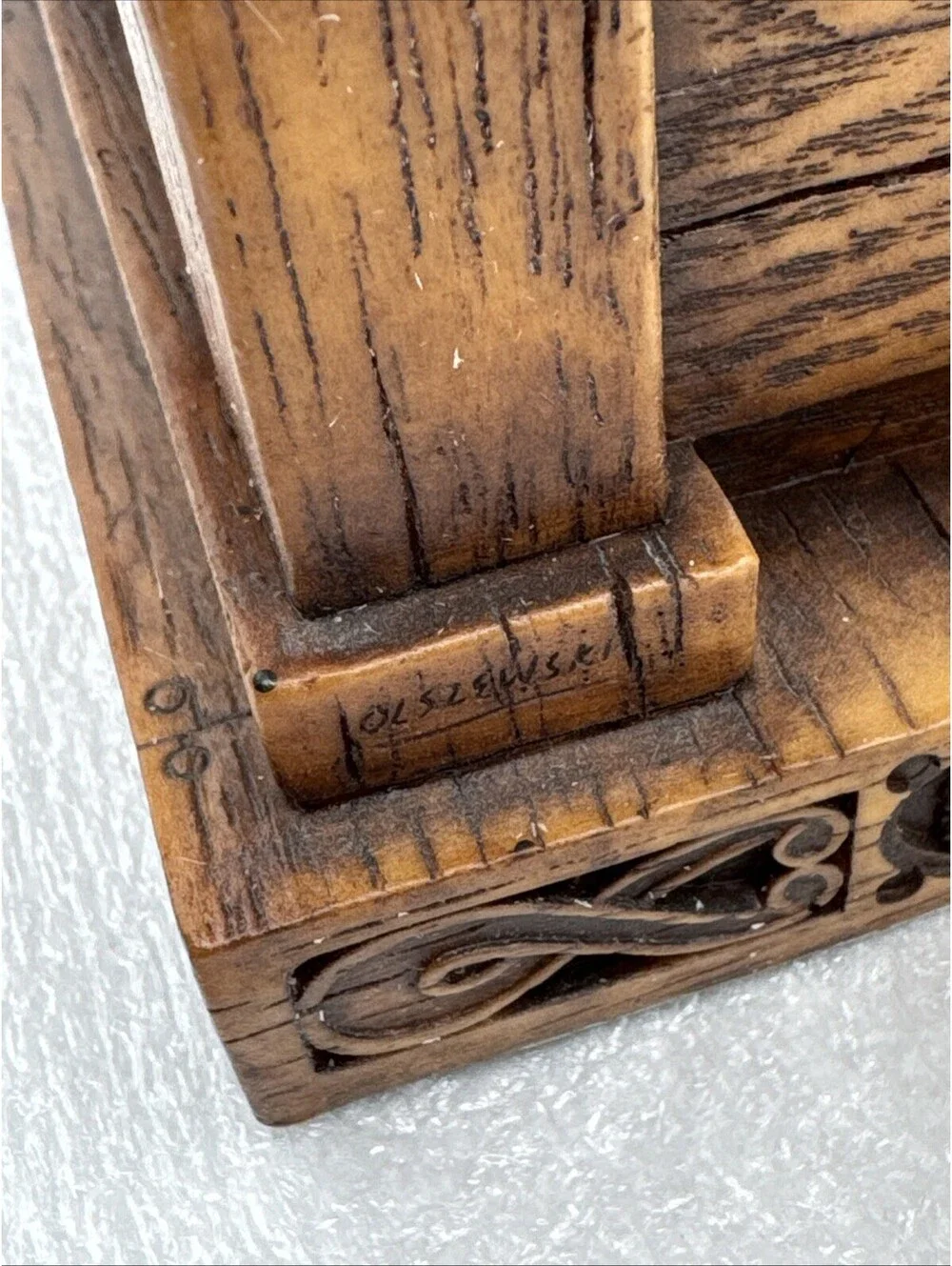 Disney Olszewski Pinocchio on Geppetto’s Workbench Heirloom Box Enesco 2008